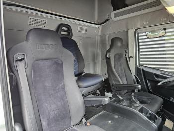 EURO CARGO 220 / LES / SCHOOL / FAHRSCHULE / CLOSED BOX